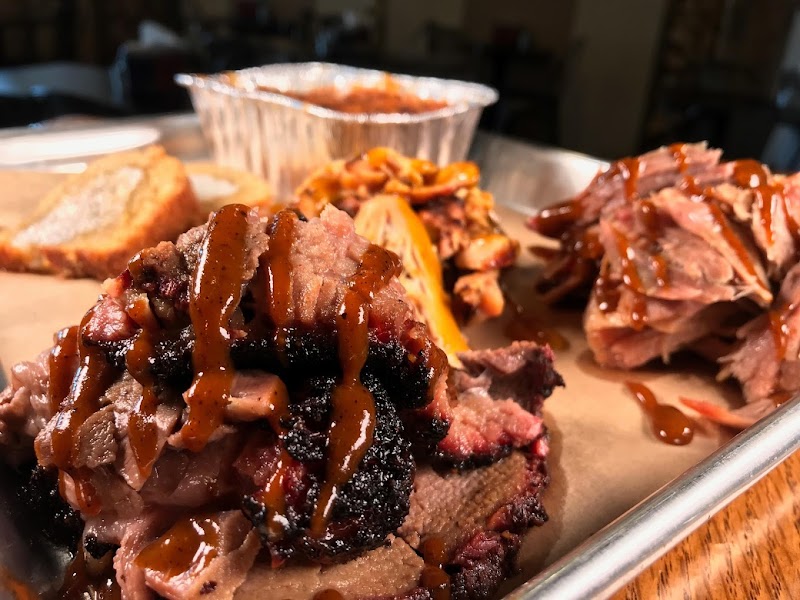Rolling Smoke Grill Food Truck photo 5