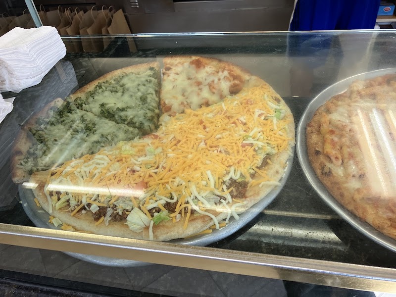 Roma Pizzeria photo 4