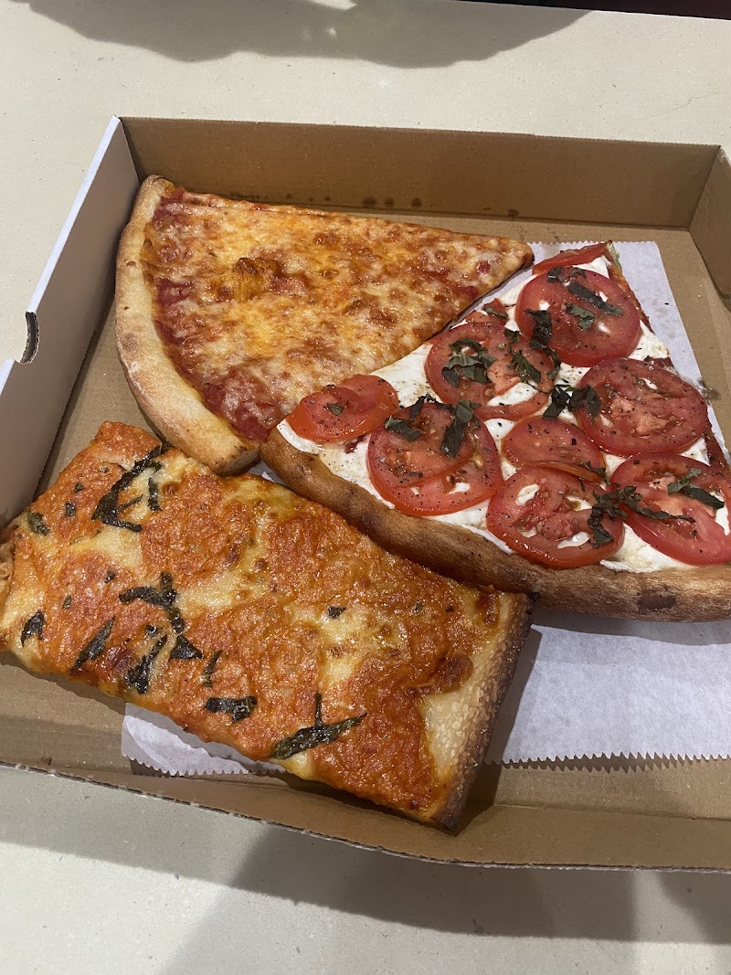 Rosa's Pizzeria photo 3