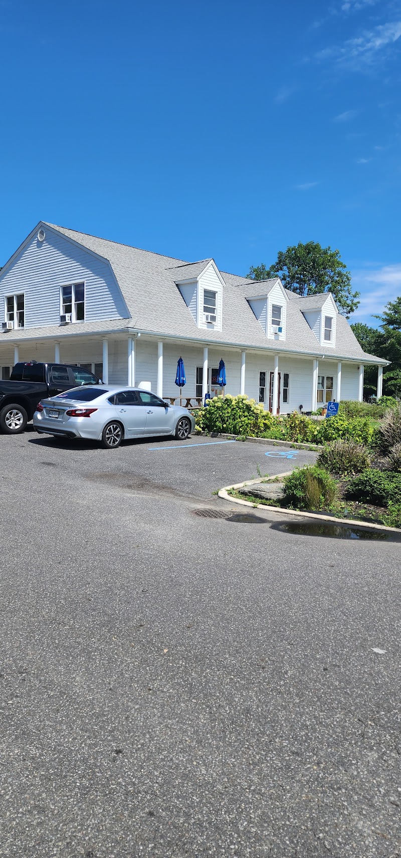 Rose Deli & Restaurant photo 3