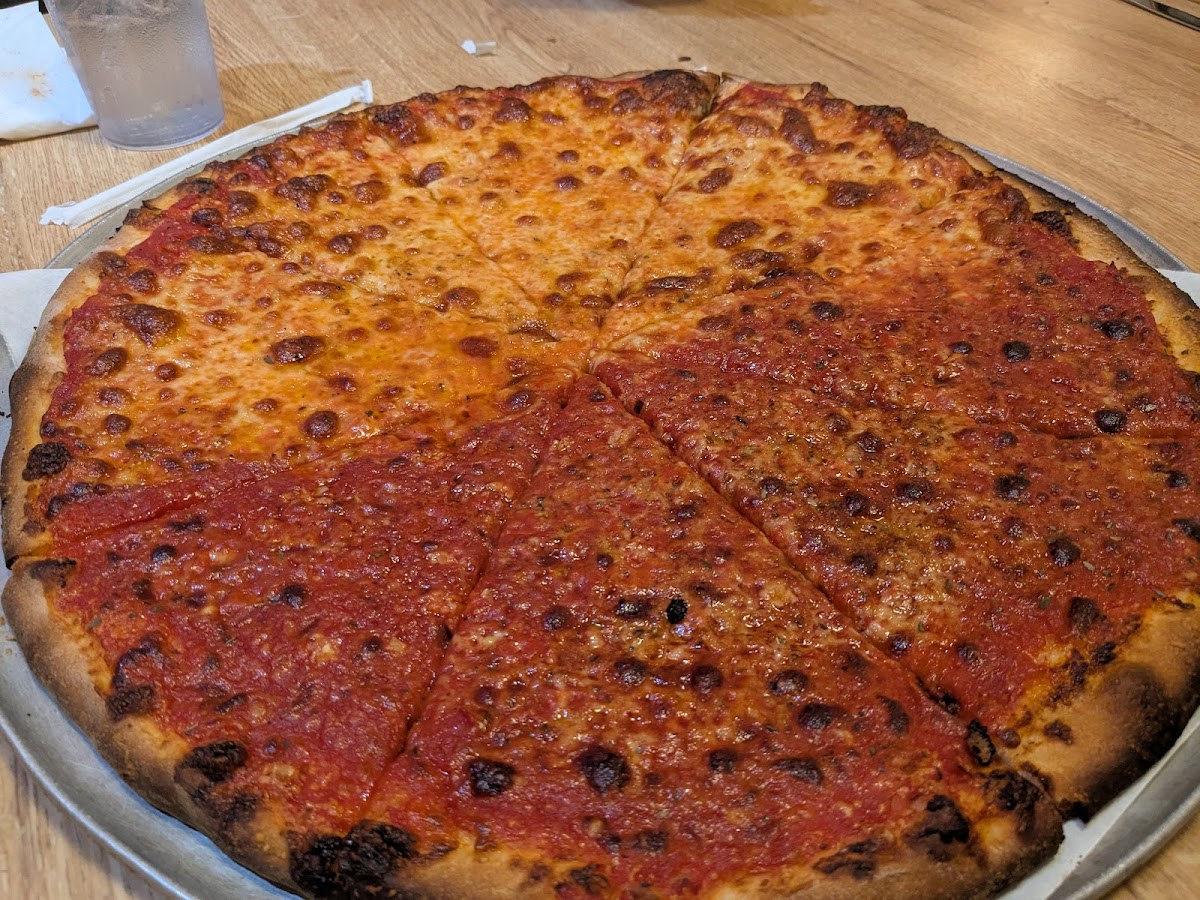 Roseland Apizza photo 3