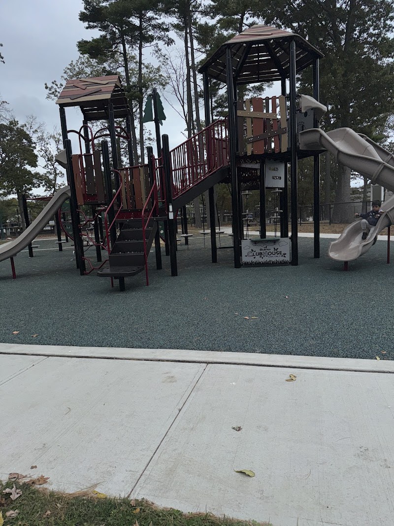 Ross Memorial Park photo 2