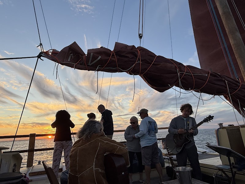 Sailing Montauk's Catamaran Mon Tiki photo 3
