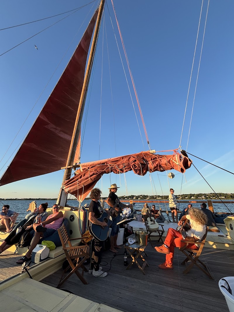 Sailing Montauk's Catamaran Mon Tiki photo 5
