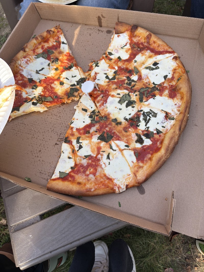 Sal's Pizzeria and Catering photo 3