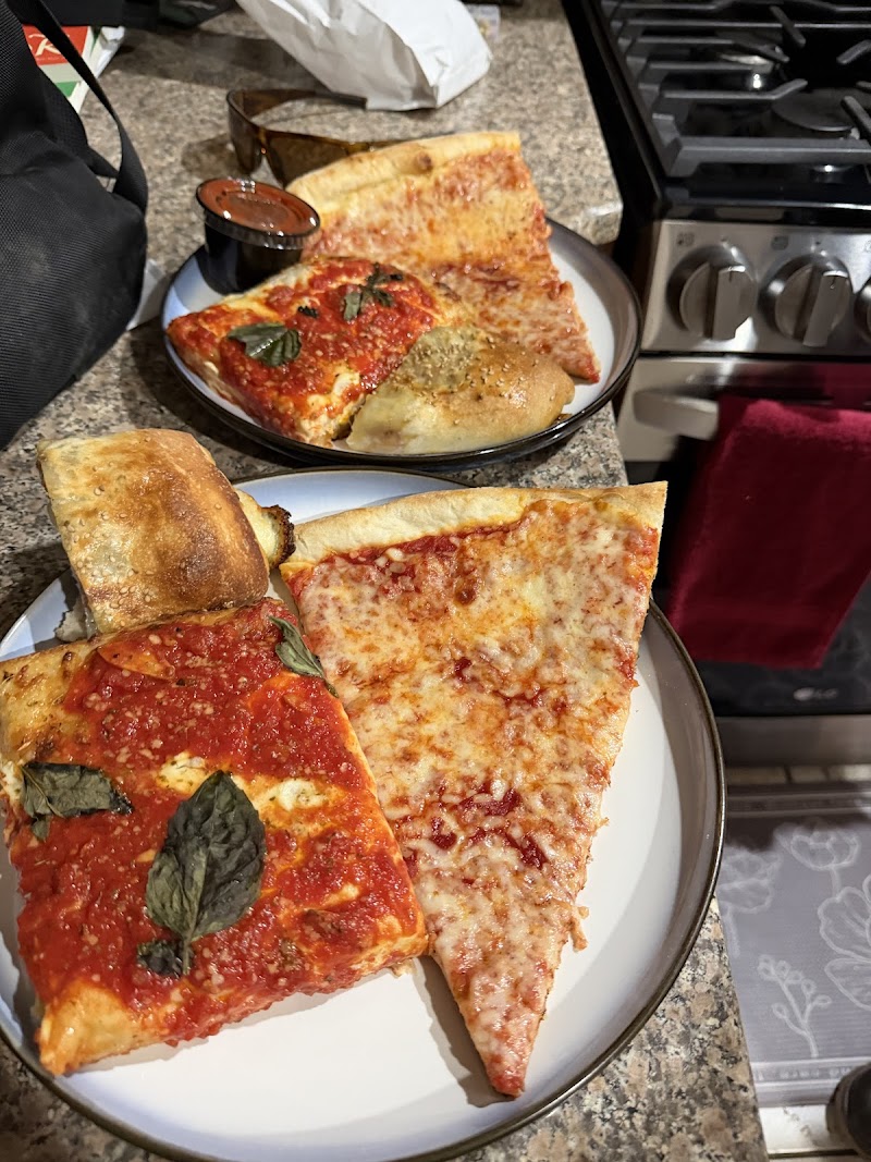 Salvatoreβs of Elmont photo 3