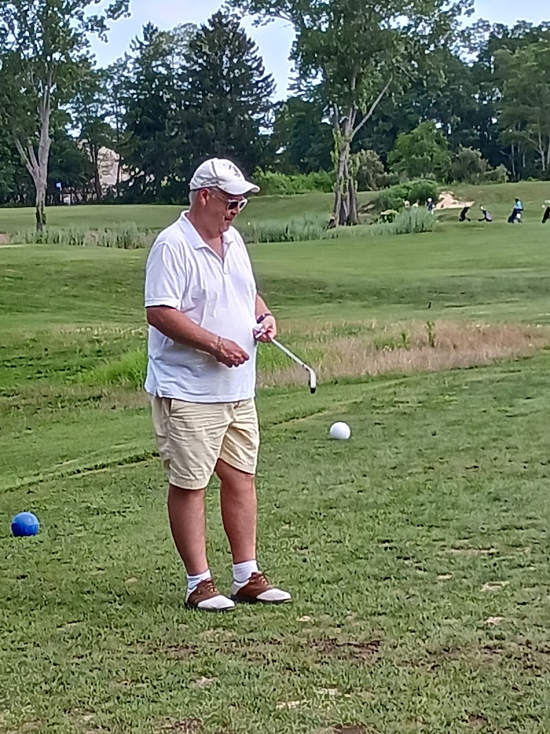 Sandy Pond Links photo 2