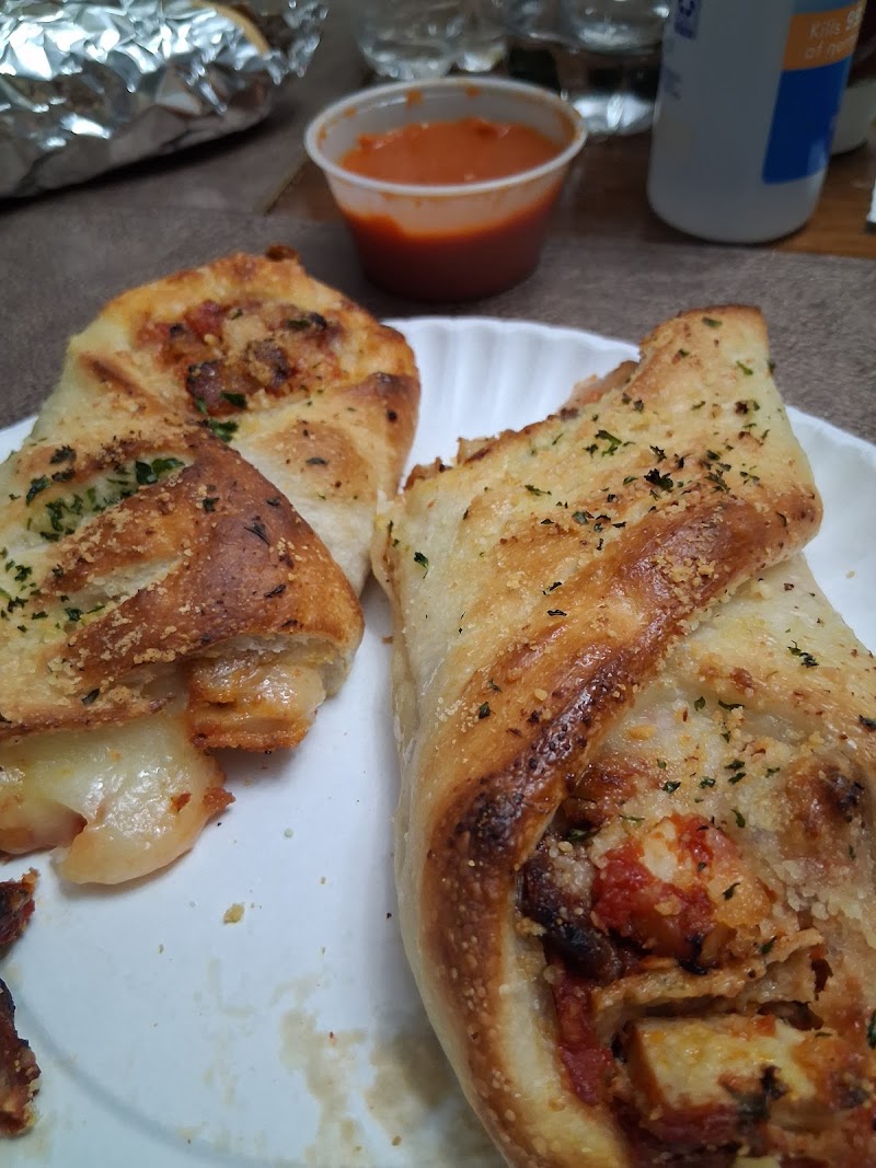 Savarona's Pizzeria photo 3