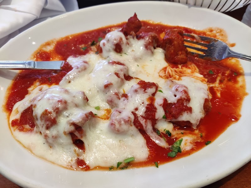 Saviano's Italian Restaurant & Pizzeria New York photo 5