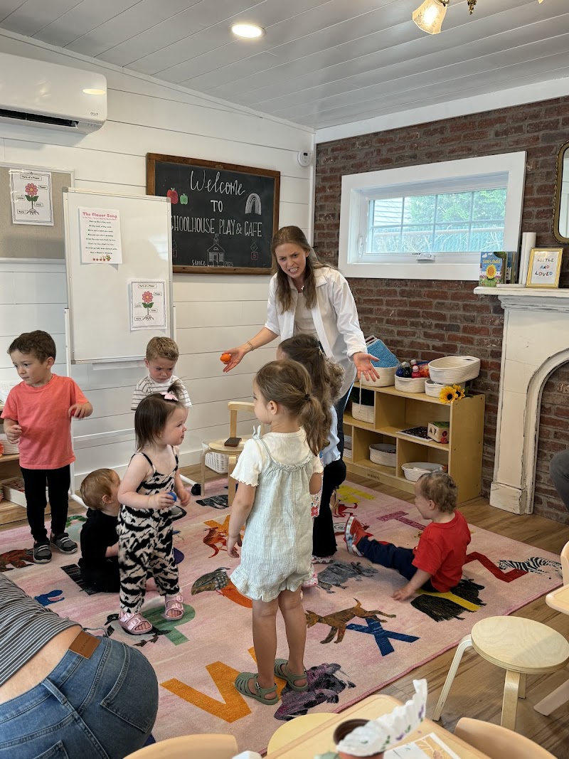 Schoolhouse Play & Cafe photo 4