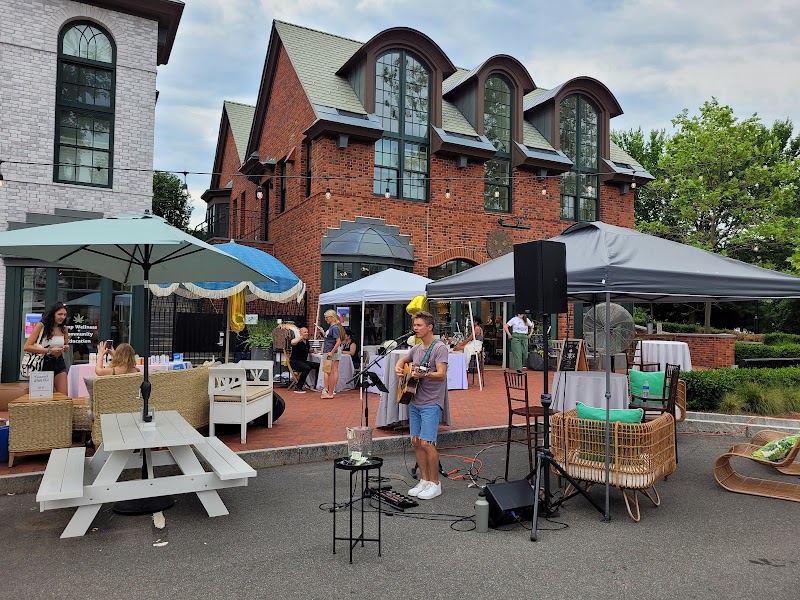 Sconset Square photo 3