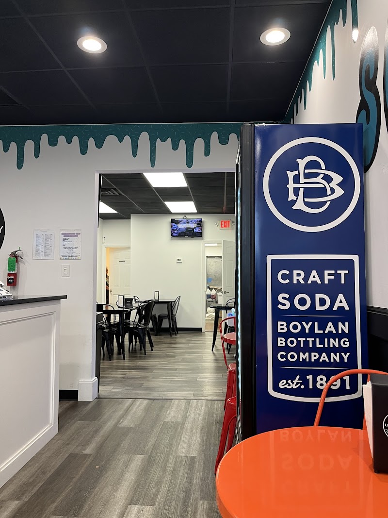 Scoops & Cones Cafe photo 5
