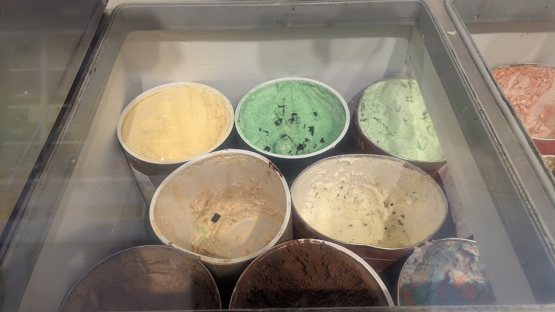 Scoops Ice Cream & Candy Shop photo 5