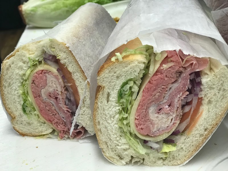 Sea Breeze Deli photo 4