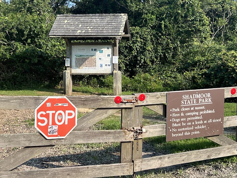 Shadmoor State Preserve Trail Parking photo 5