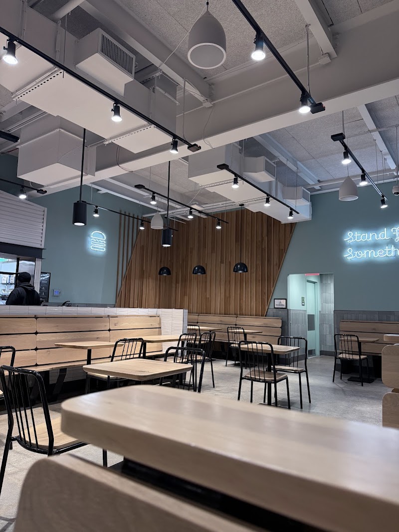 Shake Shack Oceanside photo 5