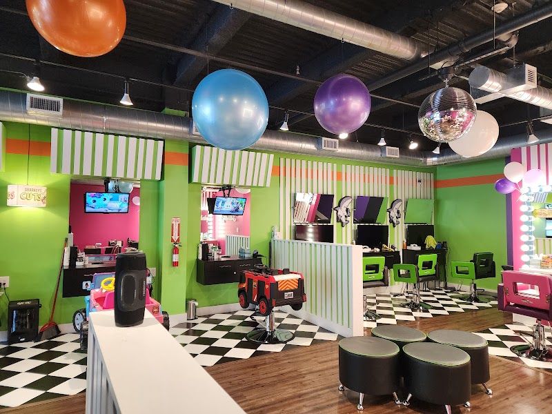 Sharkey's Cuts for Kids - Woodbury, NY photo 2
