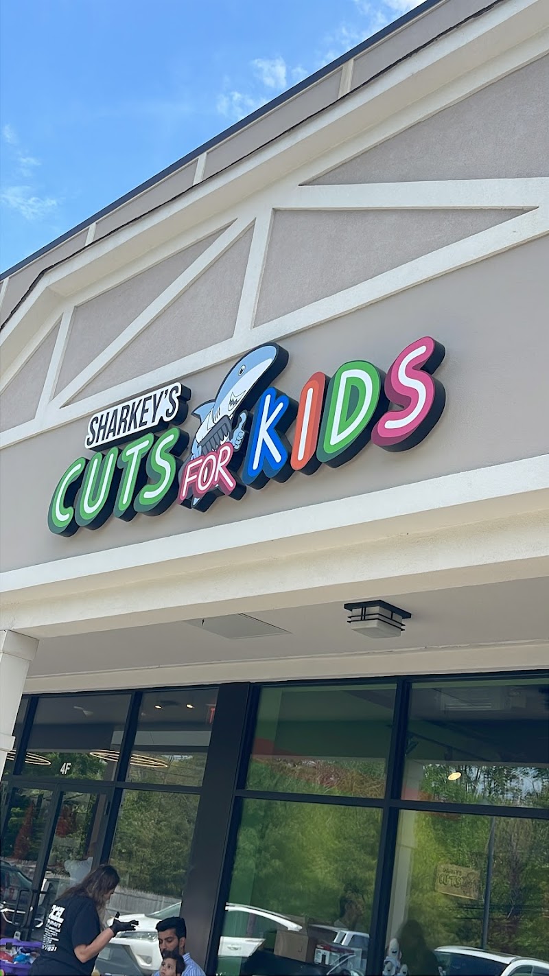 Sharkey's Cuts for Kids - Woodbury, NY photo 4