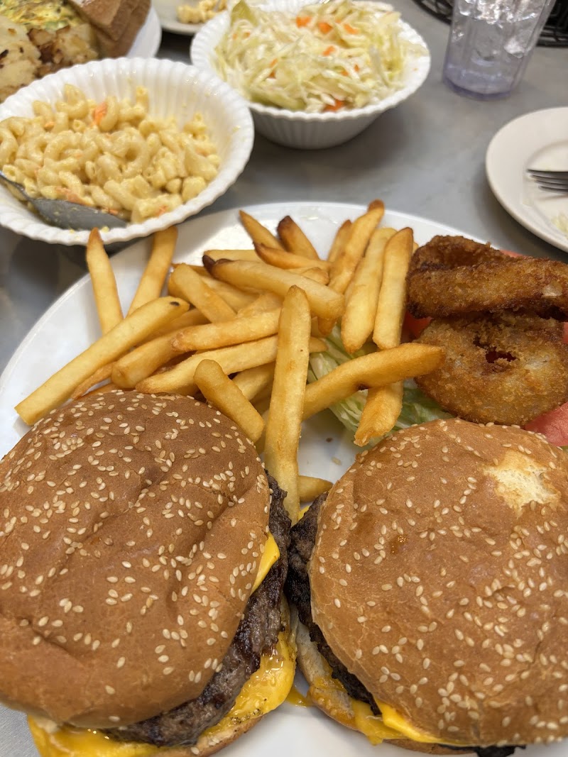 Sherwood Diner photo 4