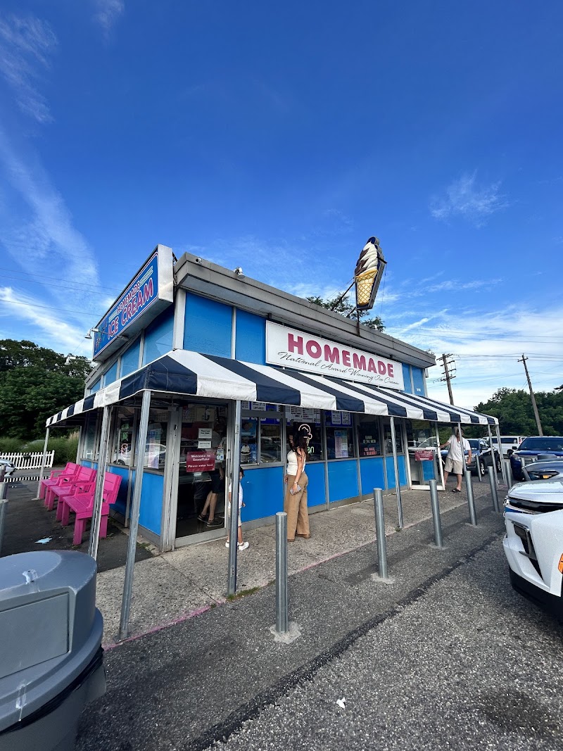 Snowflake Ice Cream Shoppe photo 3