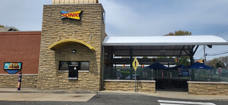 Sonic Drive-In photo 5