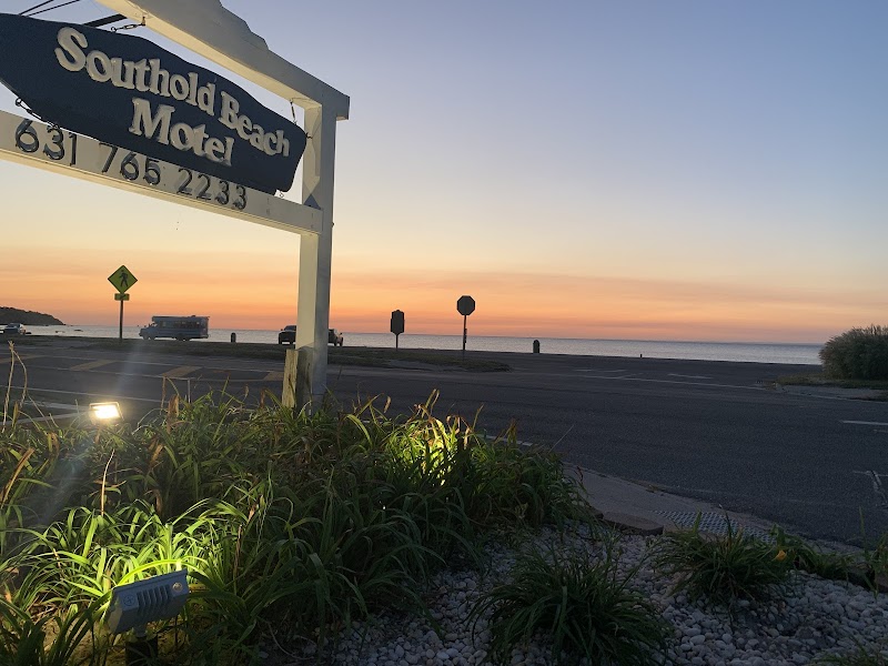 Southold Beach Motel photo 2