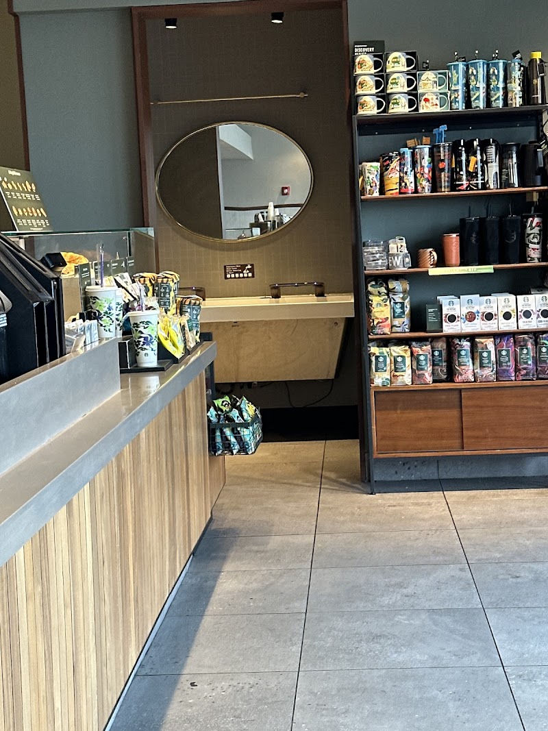 Starbucks Coffee Company photo 3