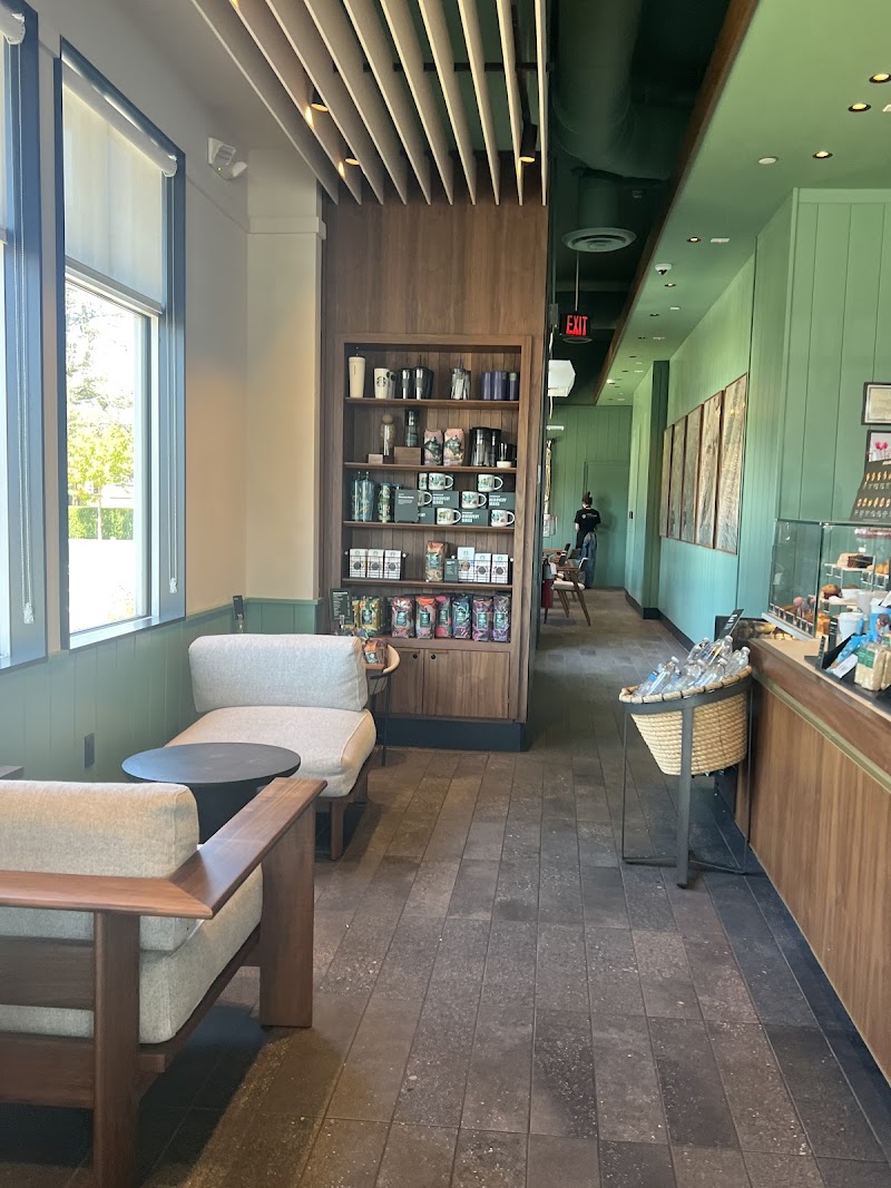 Starbucks Coffee Company photo 4