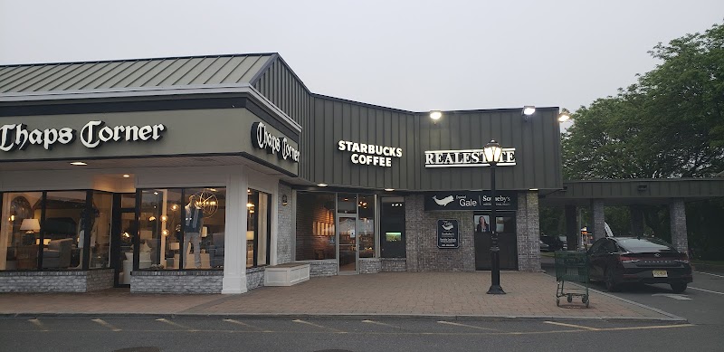 Starbucks Coffee Company photo 1