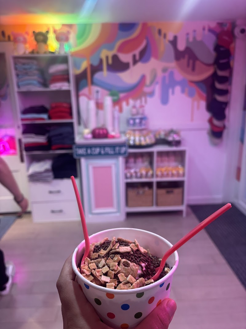Sundaes on Main photo 3
