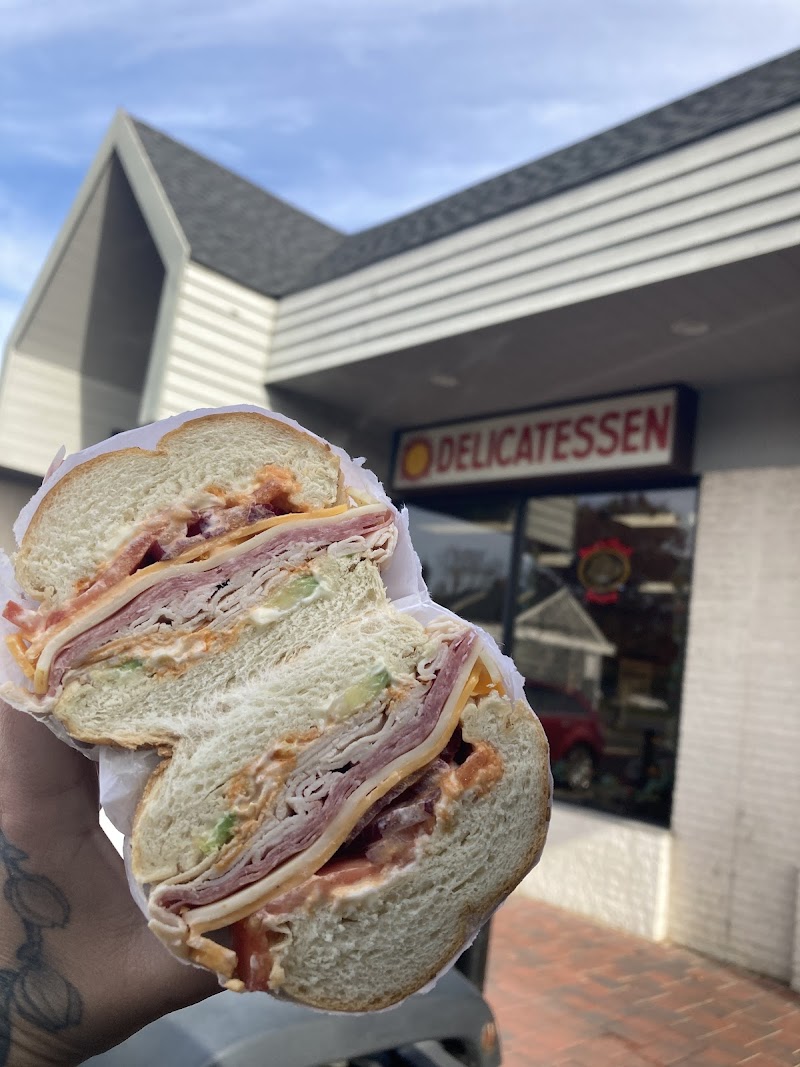 Sunset Court Deli photo 3