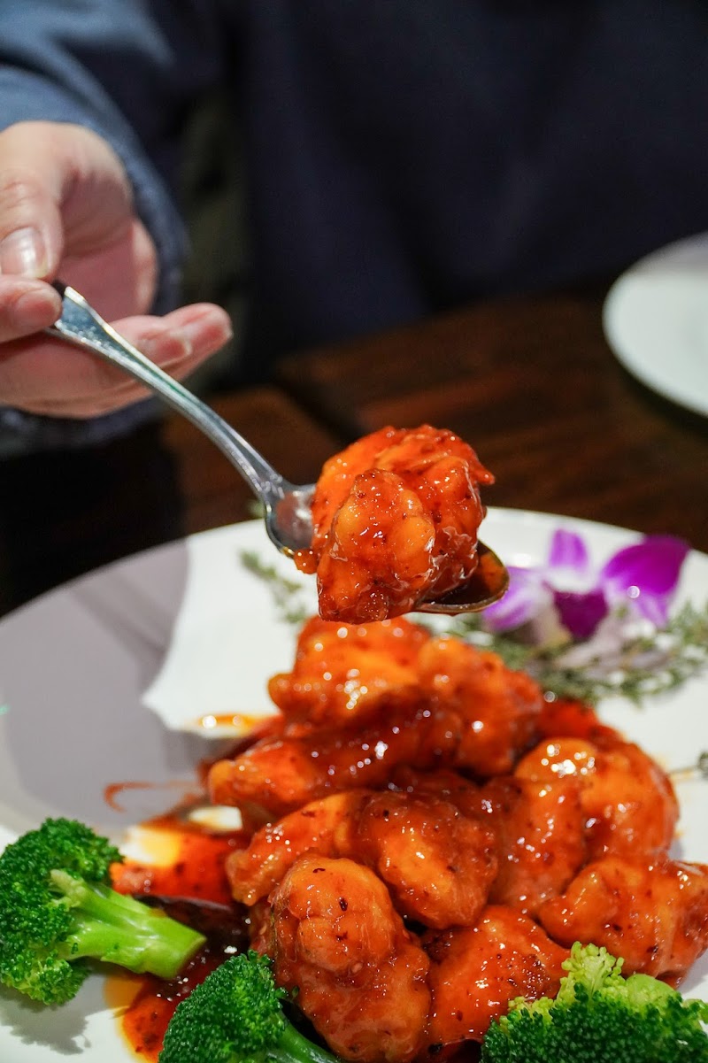 Sweet Mandarin Asian Bistro photo 3