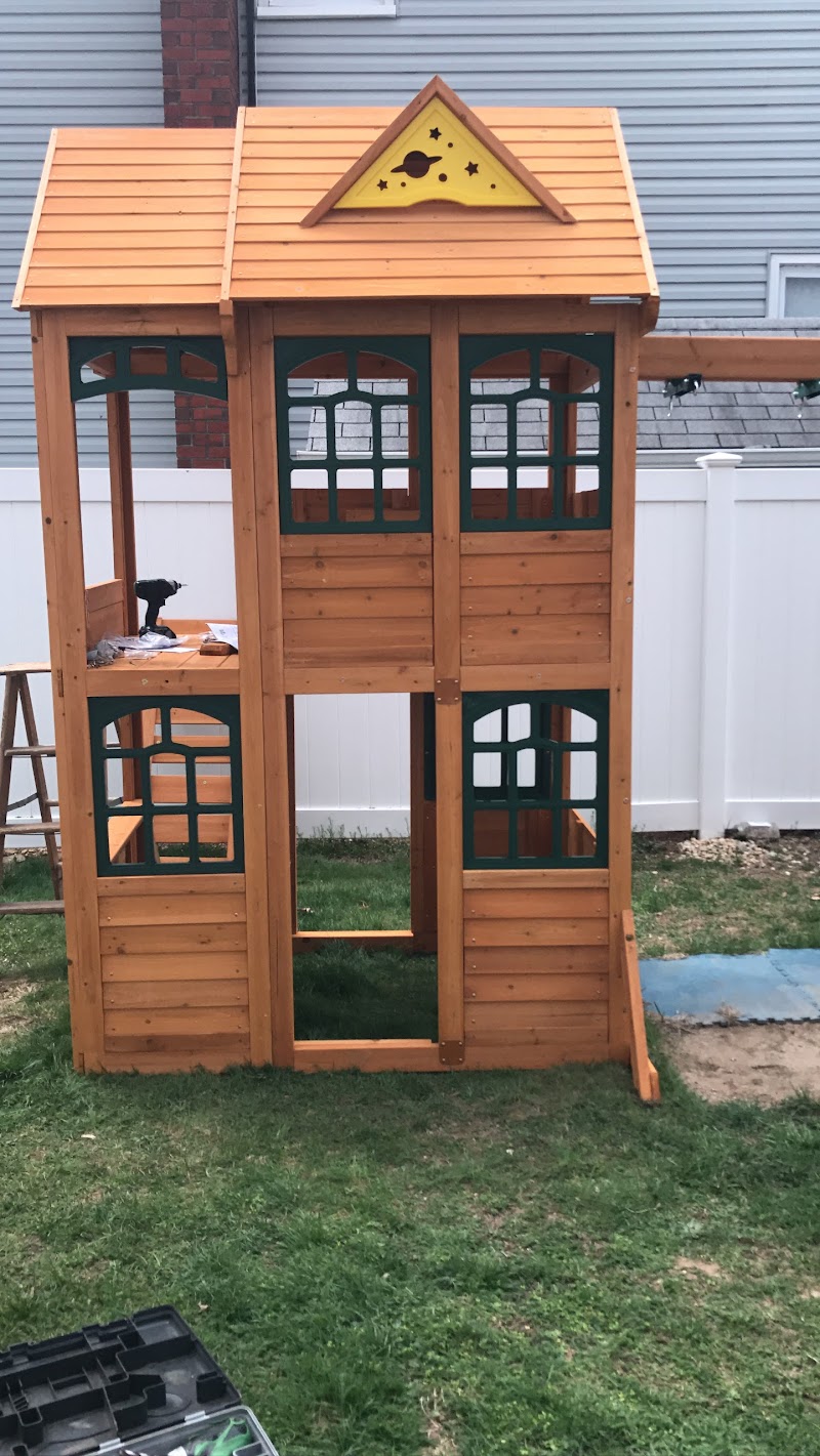 Swing set assemblers photo 5