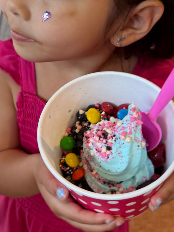 Swirls & Twirls photo 4