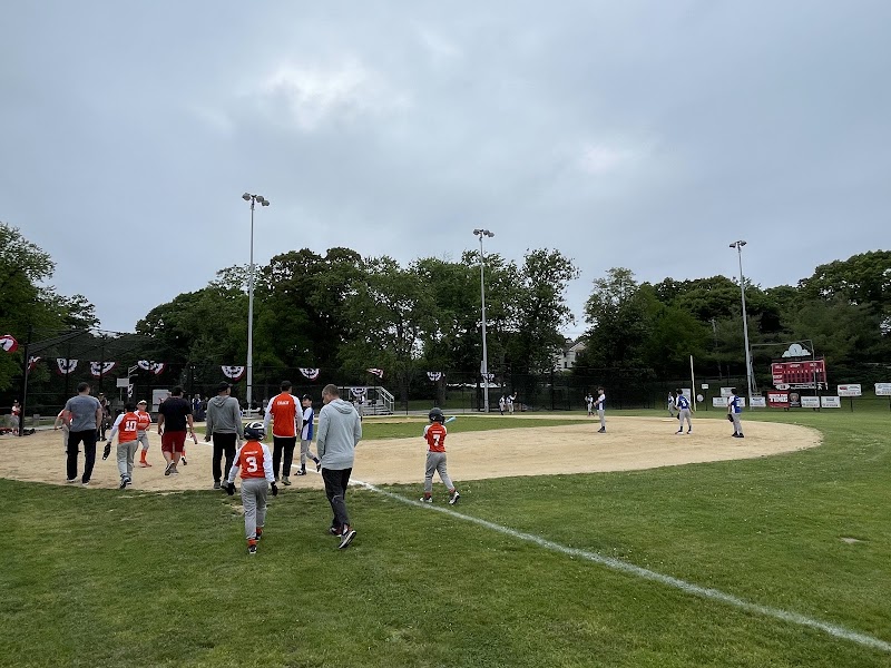 Syosset-Woodbury Community Park photo 4