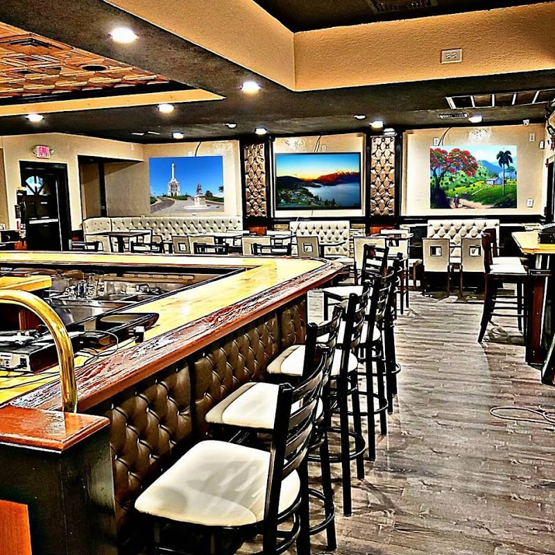 Tainos Cafe & Lounge photo 1