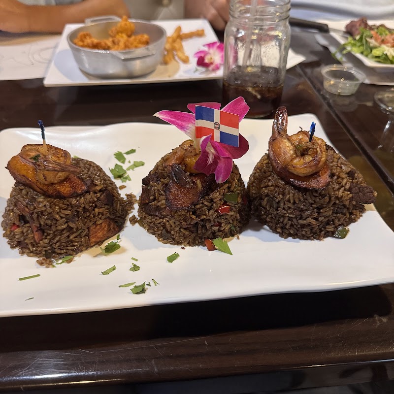 Tainos Cafe & Lounge photo 3