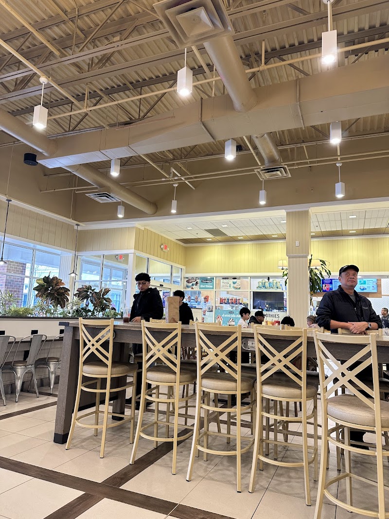 Tanger Outlets Riverhead photo 4