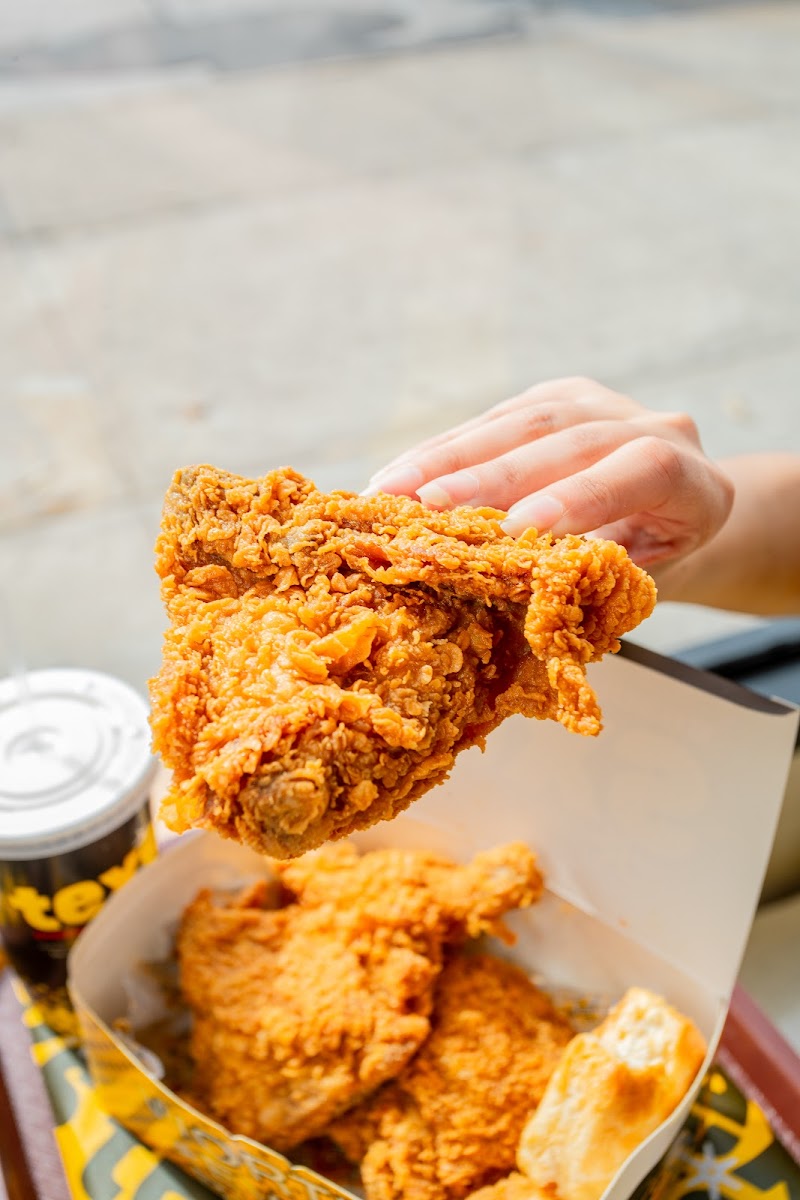 Tex's Chicken & Burgers photo 2