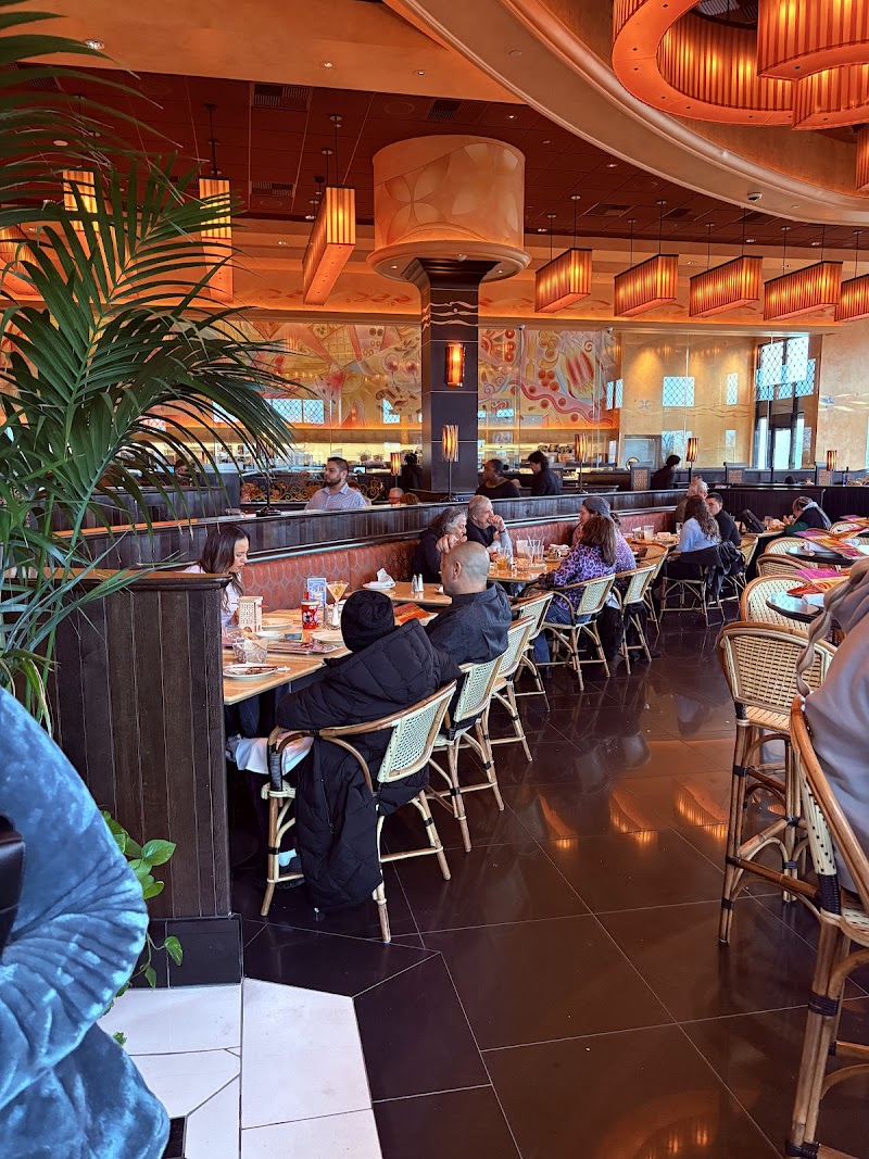 The Cheesecake Factory photo 5