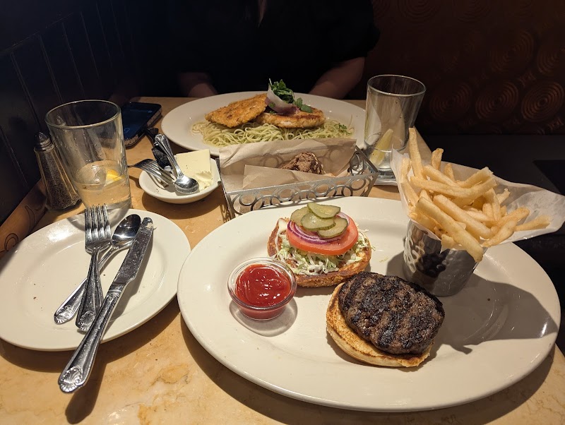 The Cheesecake Factory photo 4