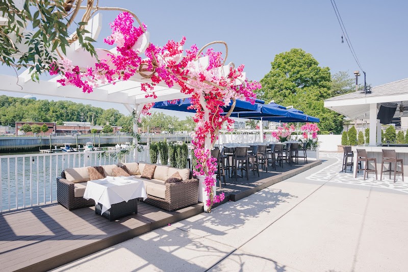 The Cove Restaurant & Oyster Bar photo 5