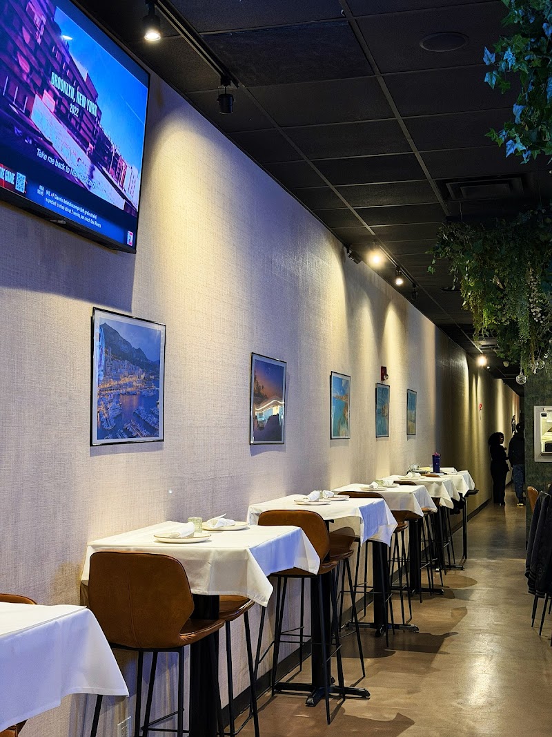 The Guest House Bar & Bistro photo 1