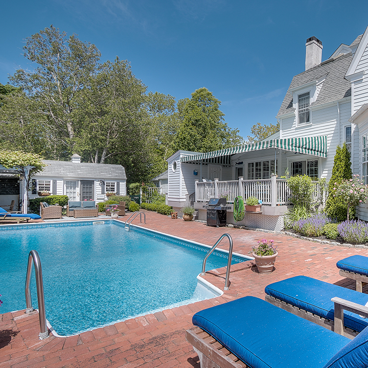 The Inn At Harbor Knoll photo 2