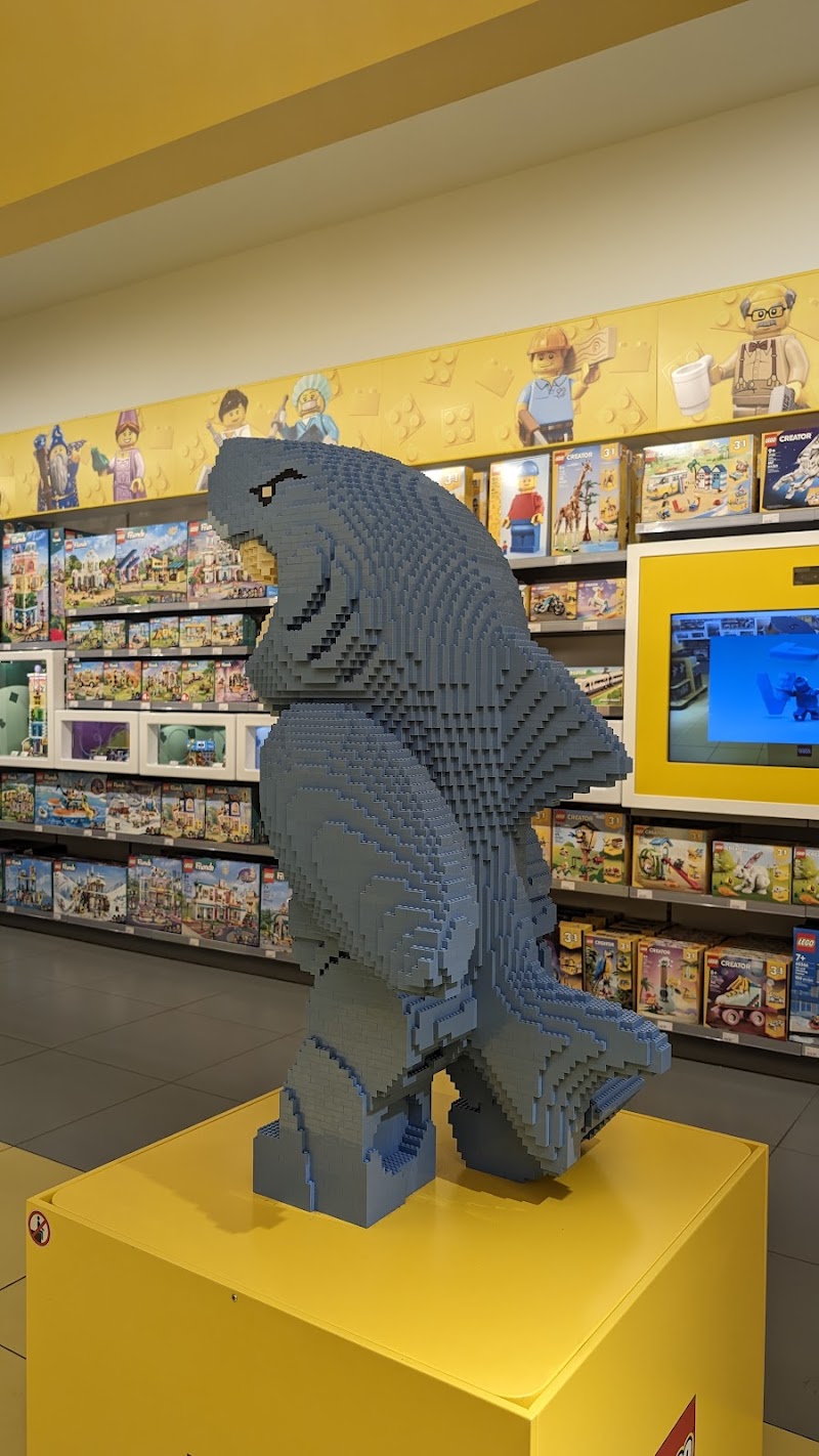 The LEGO® Store Smith Haven Mall photo 4