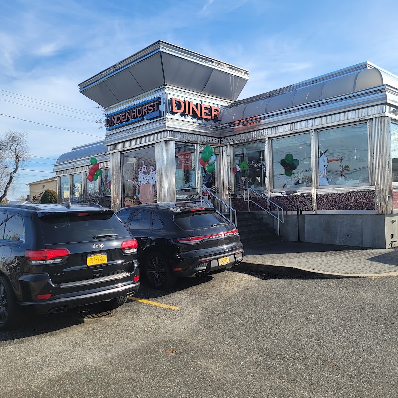 The Lindenhurst Diner photo 3
