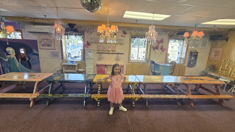 The Little Ladies Club photo 2