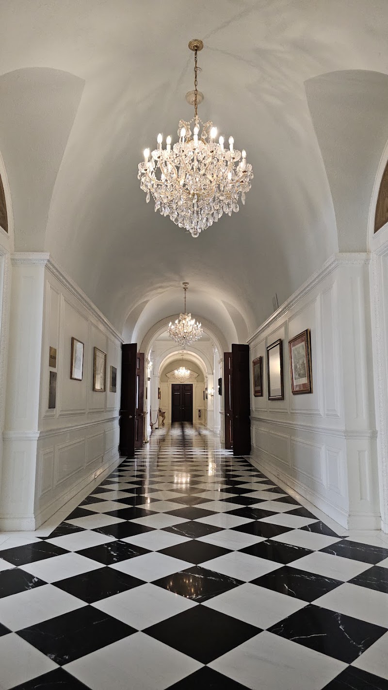 The Mansion at Glen Cove photo 4