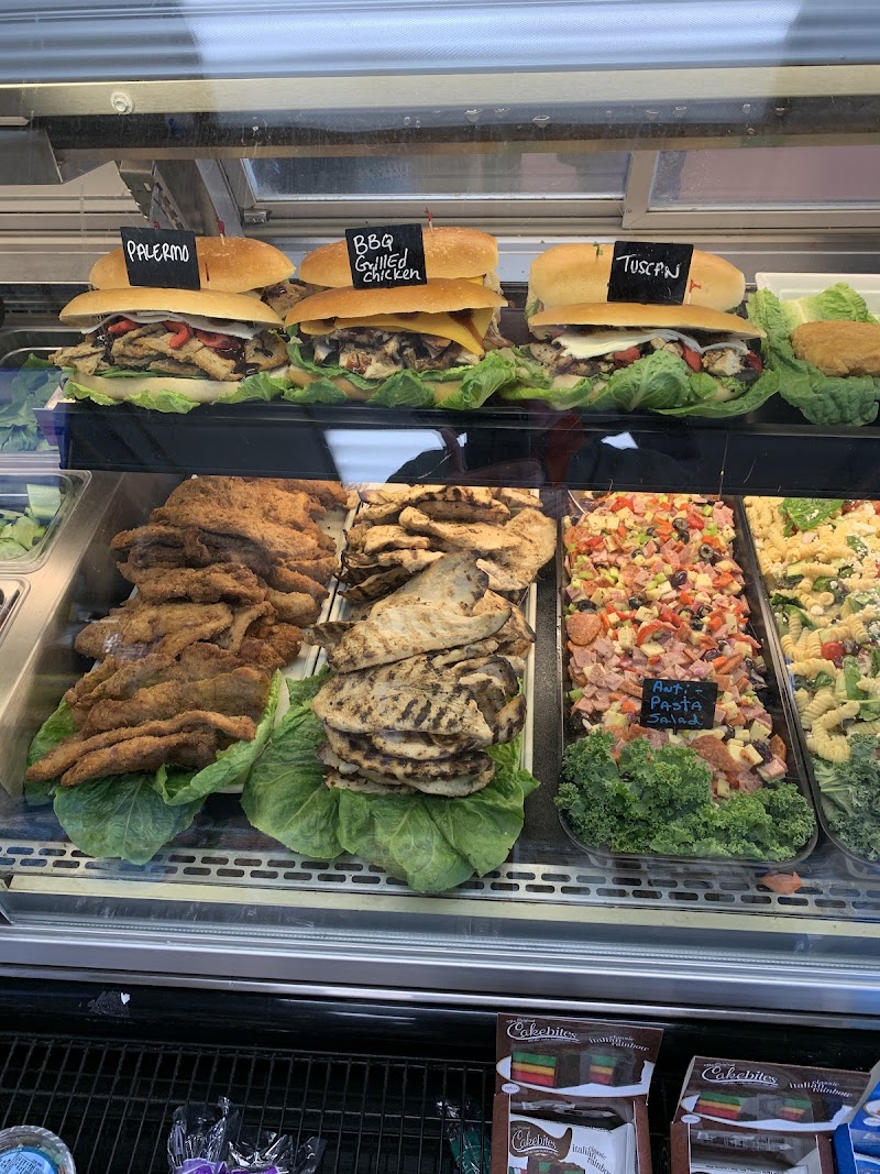 The New Idle Hour Deli photo 5