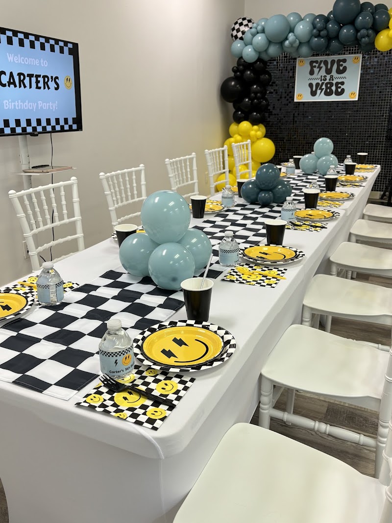 The Party Express photo 4
